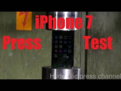 震撼！他才剛拿到「iPhone 7」就挑戰抑壓機，所有人全都看傻了！沒想到壓下去的那一瞬間竟然... 太慘了！