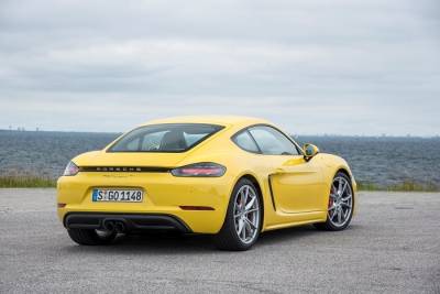 全新保時捷 718 Cayman 車型在台上市