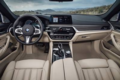 全新BMW 5-SERIES TOURING旅行車旅行車圖曝光