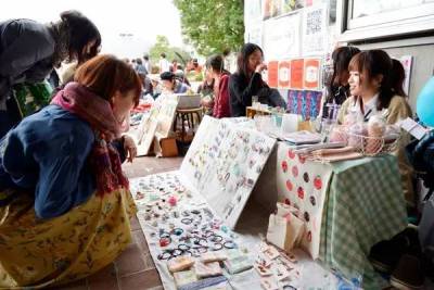 直接展示生殖器！！！還有什麼能比日本武藏野美術大學更瘋狂？！