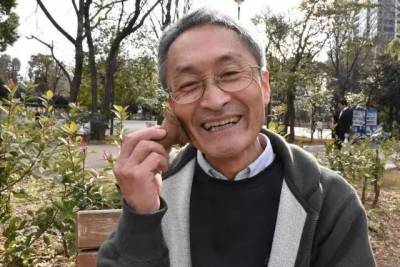 不惜與老婆離婚，也要堅持在野外拉屎，這個日本67歲大叔絕了！