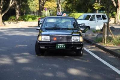 驚呆！日本人竟是這樣洗車的……