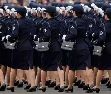 世界女兵大比拼，朝鮮女兵為何如此驚艷