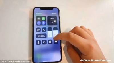 實力「坑爹」：女兒秀出未發售的iPhone X，老爸卻因此丟了工作