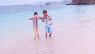 80後情侶大學期間結婚生子，沒車沒房靠擺攤賺錢環遊63國