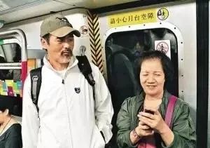 周潤發寵妻31年無子女，如今裸捐56億，真相是這樣……