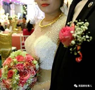 在越南，一群不願墮胎的未婚媽媽們，搞起了假結婚...