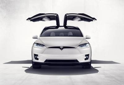 最速電動SUV Tesla Model X 內附動態影片