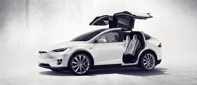 最速電動SUV Tesla Model X 內附動態影片