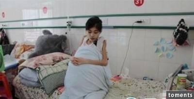 18歲女兒肚子突然嚴重膨脹，竟像水缸一樣！送醫後還滲出「這種水」連護士看完都嚇傻了....