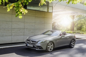 引擎「Dawn Size」，車價也跟著「Dawn Price」的Mercedes-Benz SLC！英國當地售價正式公布