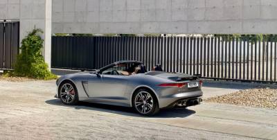 英國『豹王』出籠！Jaguar F-Type SVR雙車型售價正式發布