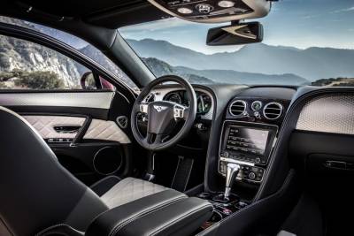 Bentley Flying Spur追加中間車型「V8 S」！車名多了個「S」，最大馬力也同步小漲至521hp