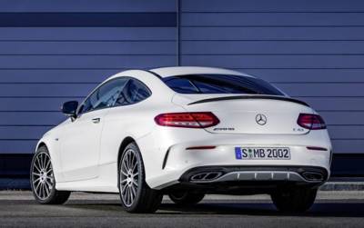 Mercedes-AMG C 43正式規格露出！但說真的換皮不換骨，總是讓人「AMG」三個字最近真的有點太氾濫了……？