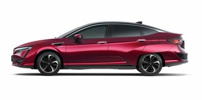 Honda『Clarity氫能車』日本正式上市，大型行動電源「Power Exporter 9000」要價118萬日圓