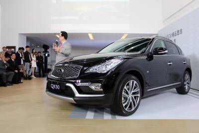 軸距加長 更顯大器優雅的Infiniti QX50，全新在台上市！建議售價新台幣199萬元起