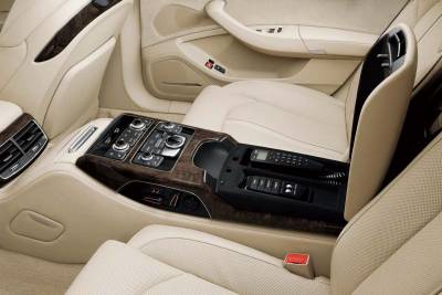 小英總統新座駕 Audi A8 L Security