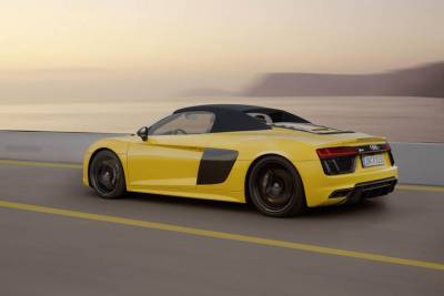 阿爸上空見人了！Audi R8 Spyder V10於紐約車展正式亮相！